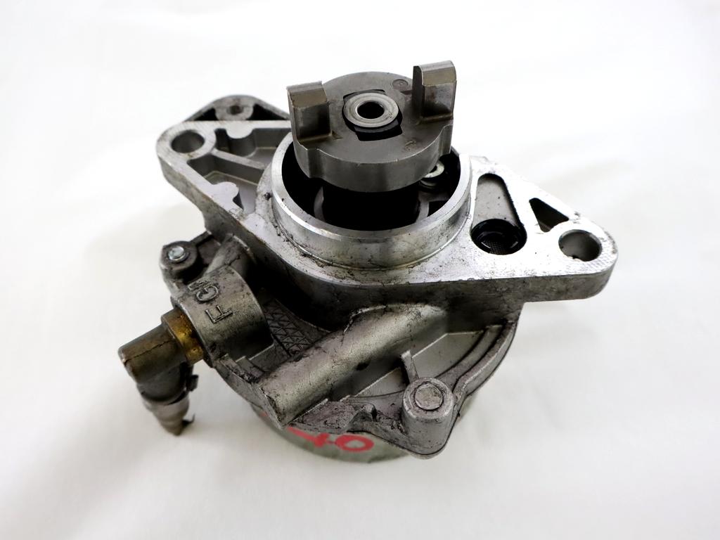 VAKUUM CRPALKA OEM N. 73501358 ORIGINAL REZERVNI DEL FIAT PUNTO 188 MK2 R (2003 - 2011) DIESEL LETNIK 2007