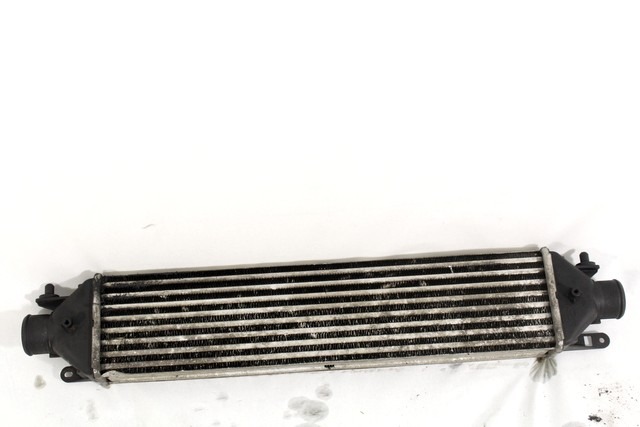 HLADILNIK INTERCOOLER OEM N. 51783791 ORIGINAL REZERVNI DEL FIAT BRAVO 198 R (2010 - 2014) DIESEL LETNIK 2010