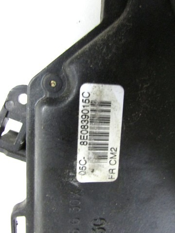 CENTRALNA KLJUCAVNICA ZADJIH LEVIH VRAT OEM N. 8E0839015C ORIGINAL REZERVNI DEL AUDI A4 B6 8E2 8E5 BER/SW (2001 - 2005) DIESEL LETNIK 2004