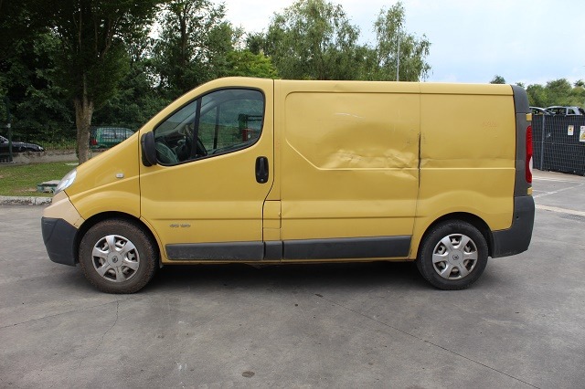 RENAULT TRAFIC 2.5 D 107KW 6M 2P (2007) RICAMBI IN MAGAZZINO