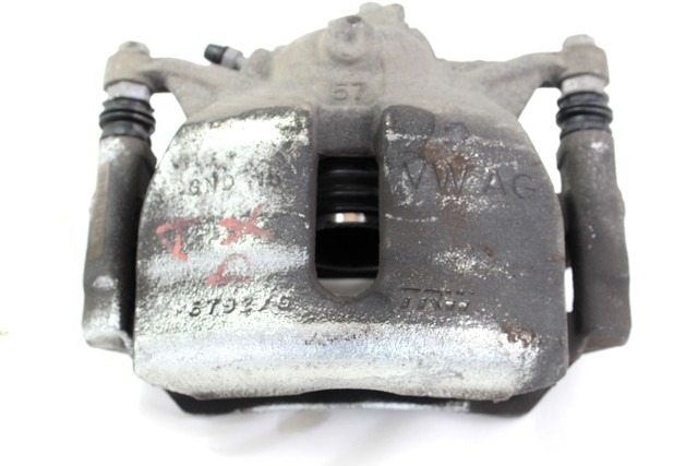 SPREDNJE DESNE ZAVORNE CELJUSTI  OEM N. 8V0615124 ORIGINAL REZERVNI DEL SKODA OCTAVIA MK3 5E3 NL3 NR3 (2012 - 2017)BENZINA/METANO LETNIK 2015