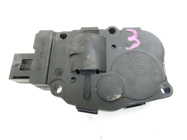 MOTORCEK OGREVANJA OEM N. CZ113930-071 ORIGINAL REZERVNI DEL BMW SERIE 3 BER/SW/COUPE/CABRIO E90/E91/E92/E93 (2005 -2009) DIESEL LETNIK 2006