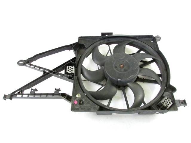 VENTILATOR HLADILNIKA OEM N. 24413317 ORIGINAL REZERVNI DEL OPEL ZAFIRA A T98 (1999 - 2005) DIESEL LETNIK 2004