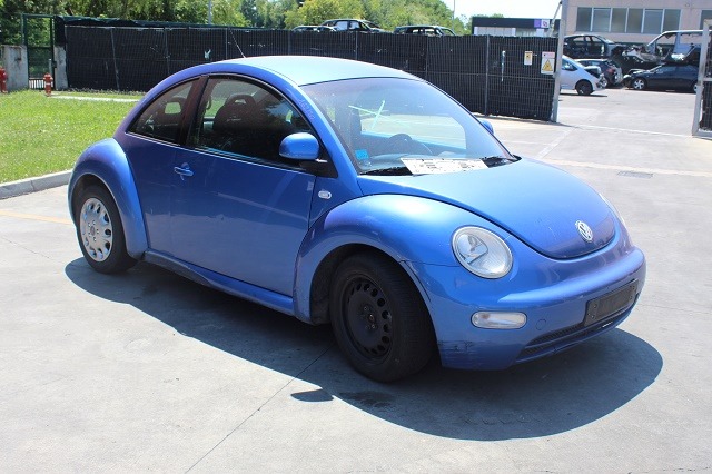 VOLKSWAGEN NEW BEETLE 1.9 D 66KW 5M 3P (2001) RICAMBI IN MAGAZZINO