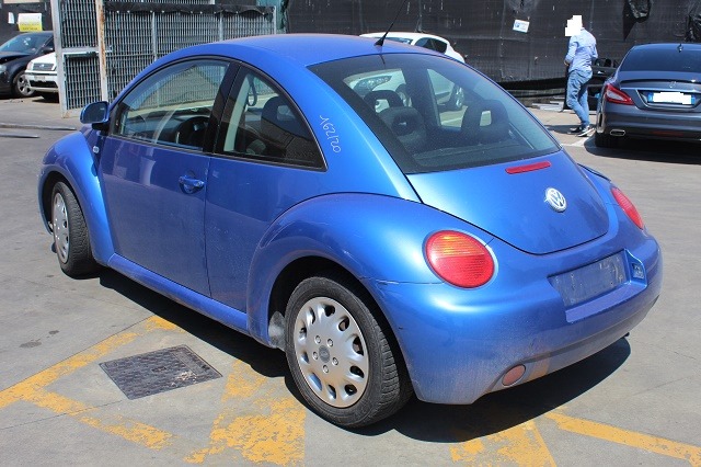 VOLKSWAGEN NEW BEETLE 1.9 D 66KW 5M 3P (2001) RICAMBI IN MAGAZZINO