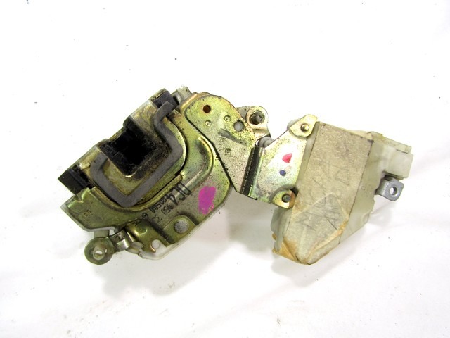 CENTRALNI ZAKLEP SPREDNJIH VRAT  OEM N. 8055291L66 ORIGINAL REZERVNI DEL NISSAN MICRA K11 K11E MK2 (1992 - 1998)BENZINA LETNIK 1997