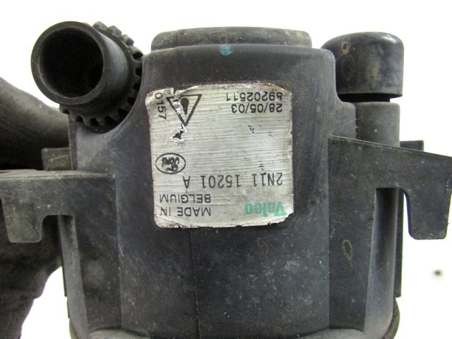 LEVA MEGLENKA OEM N. 2N11-15201-A ORIGINAL REZERVNI DEL FORD FUSION JU (2002 - 02/2006) BENZINA LETNIK 2004