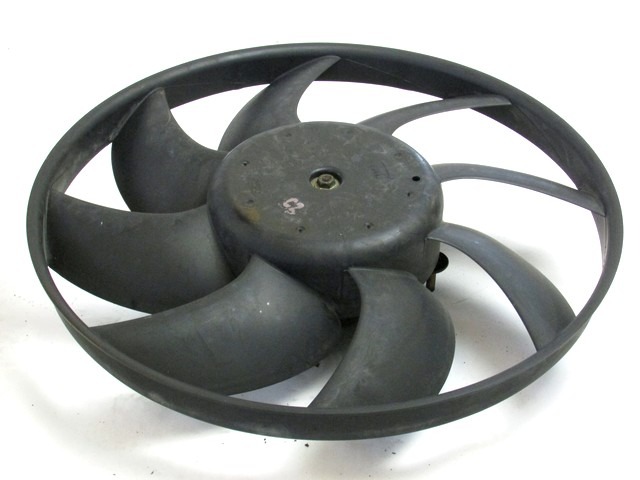 VENTILATOR HLADILNIKA OEM N. 1495677 ORIGINAL REZERVNI DEL FORD FUSION JU (2002 - 02/2006) BENZINA LETNIK 2004