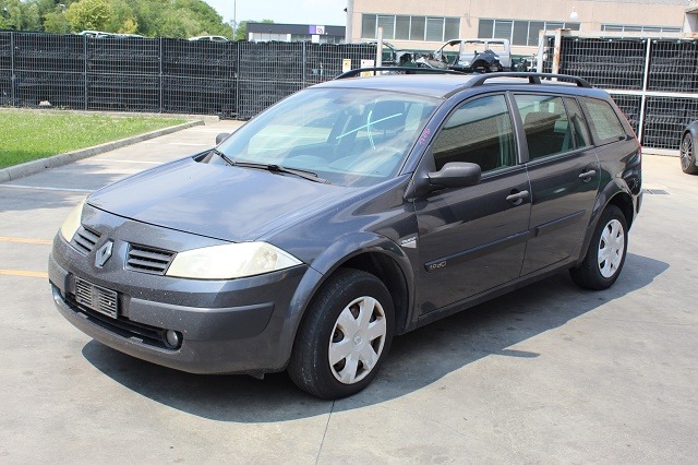 RENAULT MEGANE 1.9 D 88KW 6M 5P (2005) RICAMBI IN MAGAZZINO