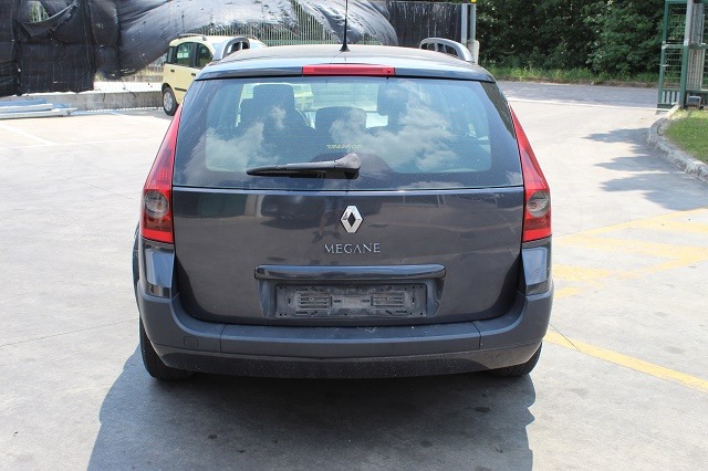 RENAULT MEGANE 1.9 D 88KW 6M 5P (2005) RICAMBI IN MAGAZZINO