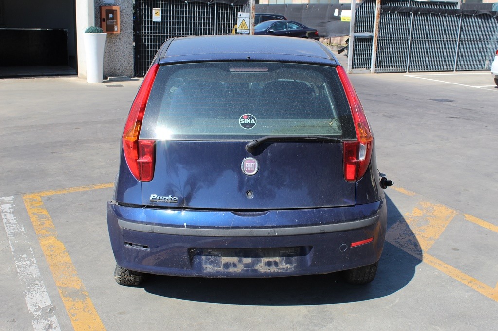 FIAT PUNTO 1.2 G 44KW 5M 3P (2010) RICAMBI IN MAGAZZINO