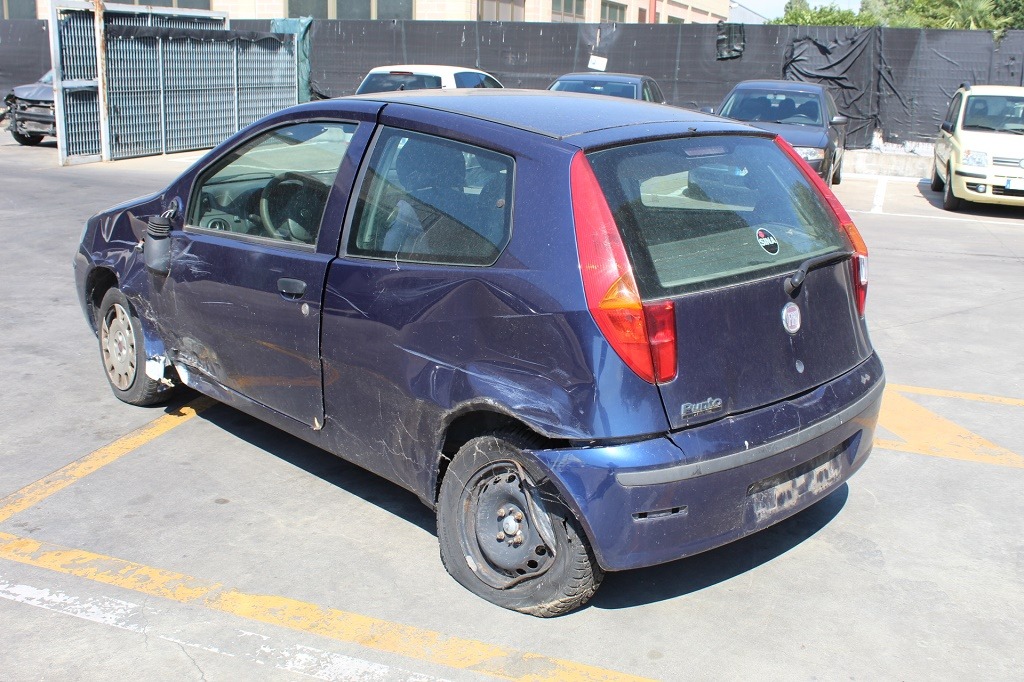 FIAT PUNTO 1.2 G 44KW 5M 3P (2010) RICAMBI IN MAGAZZINO