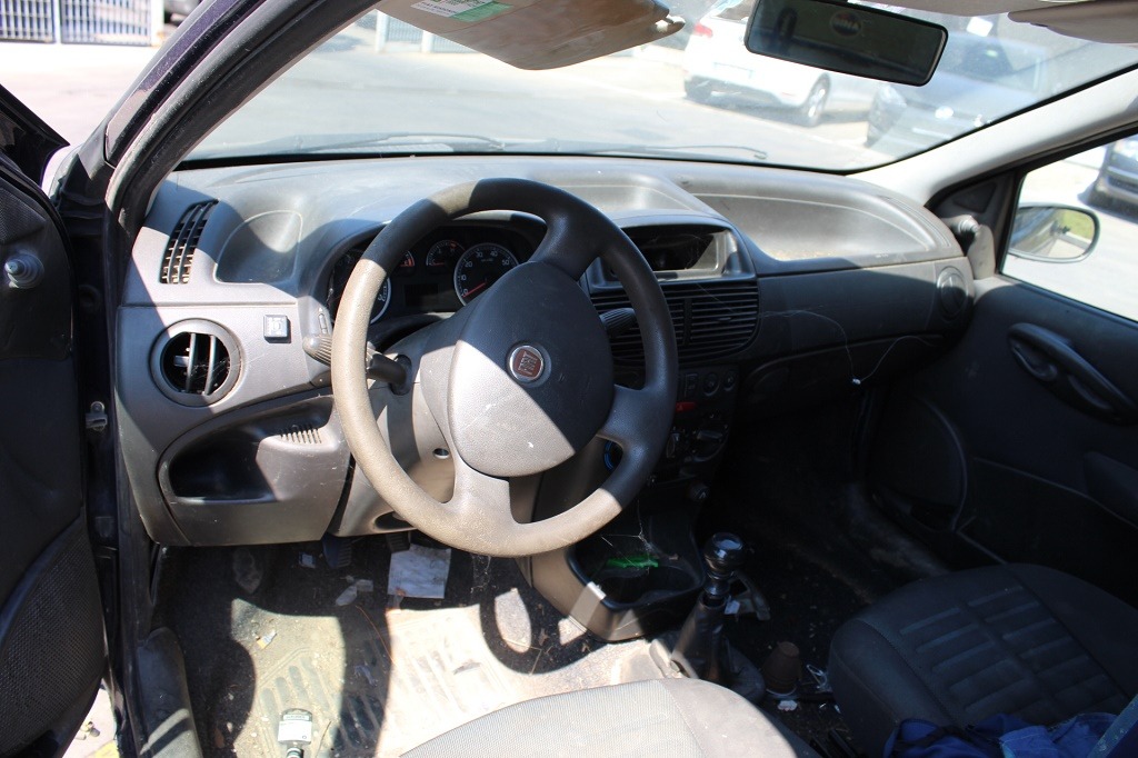 FIAT PUNTO 1.2 G 44KW 5M 3P (2010) RICAMBI IN MAGAZZINO