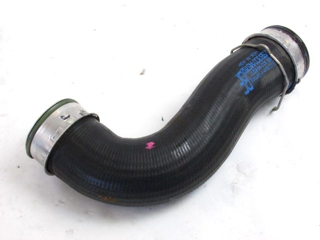 VISOKOTLACNE CEVI INTERCOOLER OEM N. 3C0145832D ORIGINAL REZERVNI DEL AUDI A3 MK2 8P 8PA 8P1 (2003 - 2008)DIESEL LETNIK 2007