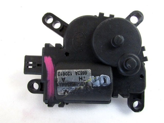 MOTORCEK OGREVANJA OEM N. 8V5T-19B634-AA ORIGINAL REZERVNI DEL FORD FIESTA CB1 CNN MK6 (09/2008 - 11/2012) DIESEL LETNIK 2012