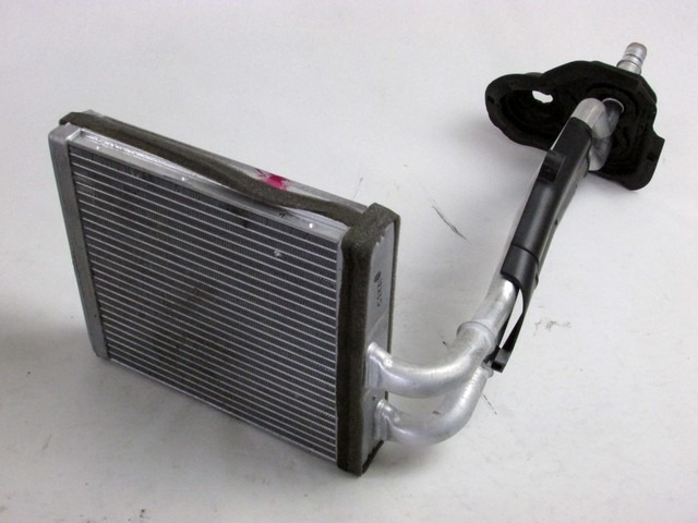 GRELEC RADIATORJA OEM N. 1743436 ORIGINAL REZERVNI DEL FORD FIESTA CB1 CNN MK6 (09/2008 - 11/2012) DIESEL LETNIK 2012