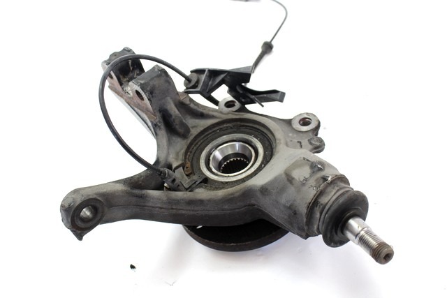 LEVI VRTLJIVI LEZAJ / PESTO KOLESA Z LEZAJEM SPREDAJ OEM N. 364696 ORIGINAL REZERVNI DEL CITROEN C4 MK2 (2010 - 2018) DIESEL LETNIK 2012