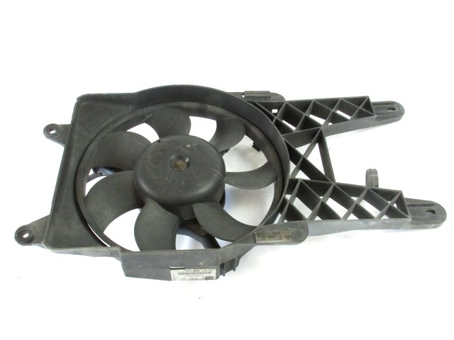 VENTILATOR HLADILNIKA OEM N. 46558610 ORIGINAL REZERVNI DEL FIAT SEICENTO 600 187 MK2 (1998 - 04/2005)BENZINA LETNIK 2002