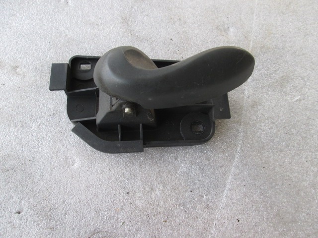 NOTRANJA KLJUKA  OEM N. 735268773 ORIGINAL REZERVNI DEL FIAT PUNTO 188 MK2 R (2003 - 2011) DIESEL LETNIK 2005