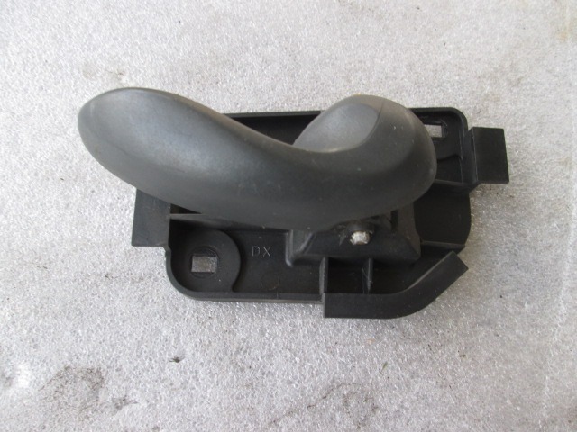 NOTRANJA KLJUKA  OEM N. 7352675 ORIGINAL REZERVNI DEL FIAT PUNTO 188 MK2 R (2003 - 2011) DIESEL LETNIK 2005