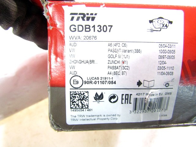 GDB1307 KIT PASTIGLIE FRENO ANTERIORI TRW AUDI A4 1.9 TDI 81 KW RICAMBIO NUOVO