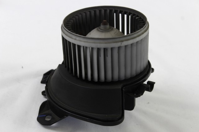 VENTILATOR  KABINE  OEM N. 13335075 ORIGINAL REZERVNI DEL OPEL CORSA D S07 (2006 - 2011) DIESEL LETNIK 2008