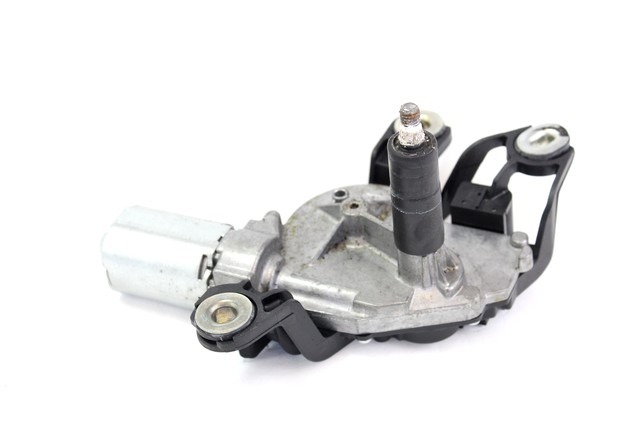 MOTORCEK ZADNJEGA BRISALCA OEM N. 5K6955711B ORIGINAL REZERVNI DEL VOLKSWAGEN POLO 6R1 6C1 (06/2009 - 02/2014) DIESEL LETNIK 2011