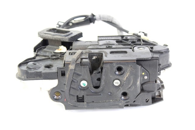 CENTRALNO ZAKLEPANJE PREDNIH LEVIH VRAT OEM N. 5K1837015B ORIGINAL REZERVNI DEL VOLKSWAGEN POLO 6R1 6C1 (06/2009 - 02/2014) DIESEL LETNIK 2011