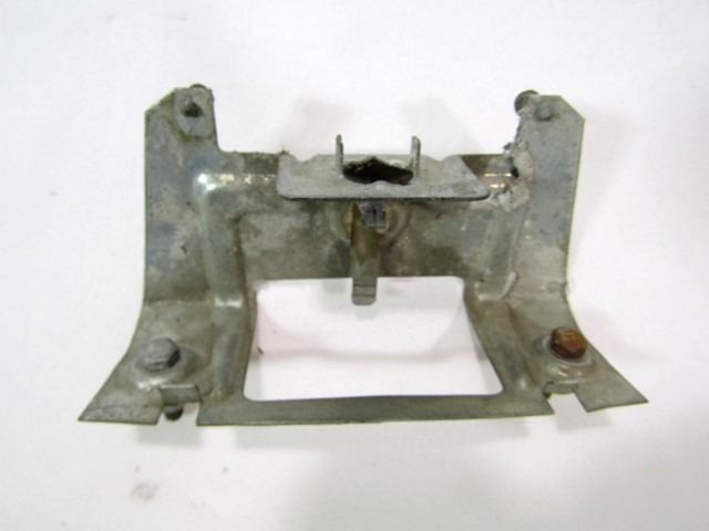 OSVETLITEV REGISTRSKE TABLICE  OEM N. 4056444 ORIGINAL REZERVNI DEL FIAT 500 MK1 (1957 - 1975)BENZINA LETNIK 1957