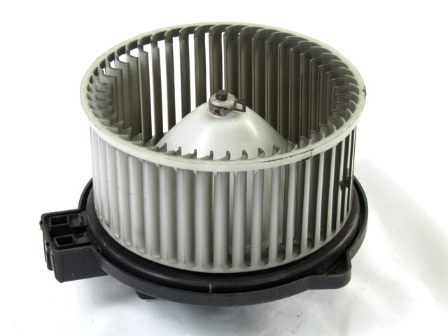 VENTILATOR  KABINE  OEM N. 672700-0361 ORIGINAL REZERVNI DEL MAZDA 6 GG GY (2003-2008) DIESEL LETNIK 2006