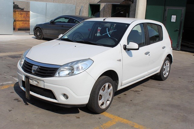 DACIA SANDERO 1.4 G 55KW 5M 5P (2009) RICAMBI IN MAGAZZINO