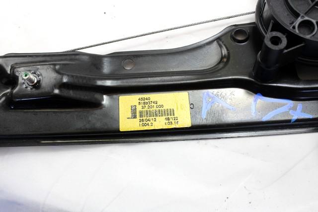 MEHANIZEM DVIGA SPREDNJIH STEKEL  OEM N. 114586 SISTEMA ALZACRISTALLO PORTA ANTERIORE ELETT ORIGINAL REZERVNI DEL LANCIA Y YPSILON 312 (dal 2011)BENZINA/GPL LETNIK 2012