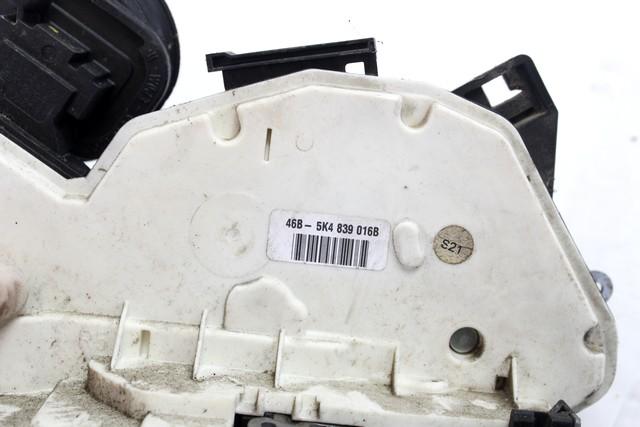 CENTRALNO ZAKLEPANJE ZADNJIH DESNIH VRAT OEM N. 5K4839016B ORIGINAL REZERVNI DEL VOLKSWAGEN GOLF VI 5K1 517 AJ5 MK6 (2008-2012) DIESEL LETNIK 2009