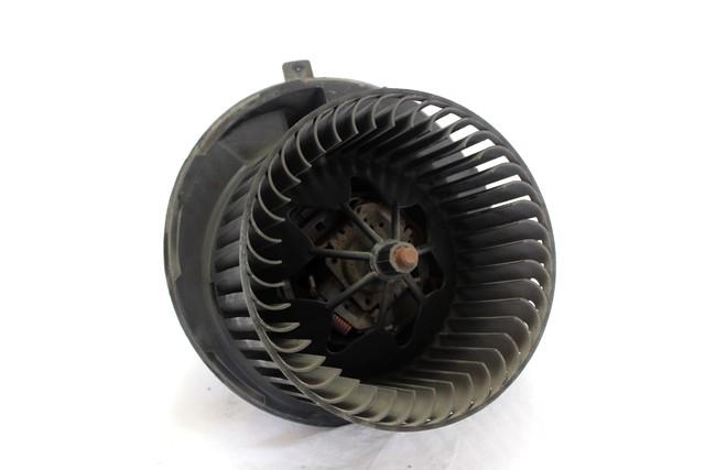 VENTILATOR  KABINE  OEM N. 1K1819015A ORIGINAL REZERVNI DEL VOLKSWAGEN GOLF VI 5K1 517 AJ5 MK6 (2008-2012) DIESEL LETNIK 2009