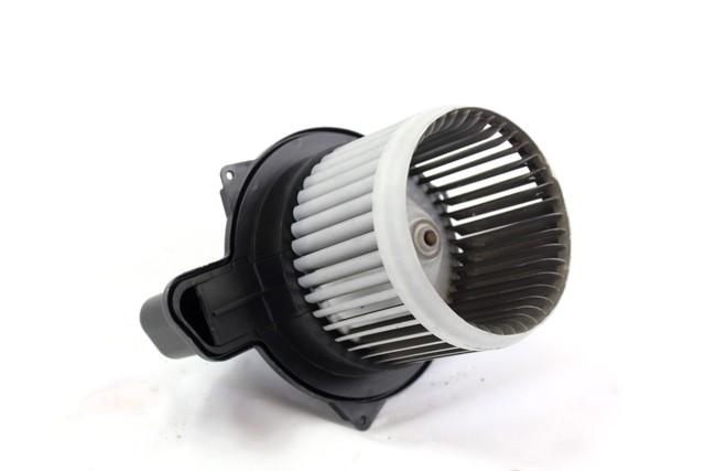 VENTILATOR  KABINE  OEM N. 77364885 ORIGINAL REZERVNI DEL FIAT 500 CINQUECENTO 312 MK3 (2007 - 2015) BENZINA LETNIK 2014