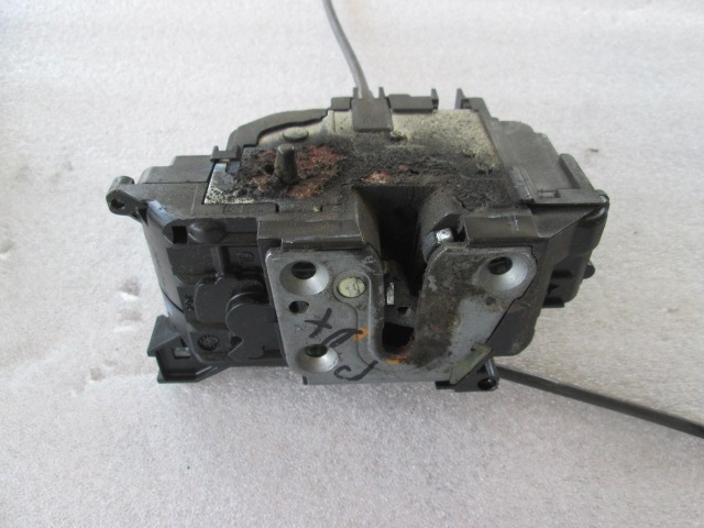 CENTRALNO ZAKLEPANJE ZADNJIH DESNIH VRAT OEM N. 8200300129 ORIGINAL REZERVNI DEL RENAULT CLIO BR0//1 CR0/1 KR0/1 MK3 R (05/2009 - 2013) BENZINA LETNIK 2008