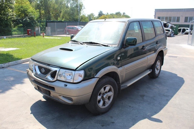 NISSAN TERRANO 2.7 D 92KW 6M 5P (2002) RICAMBI IN MAGAZZINO