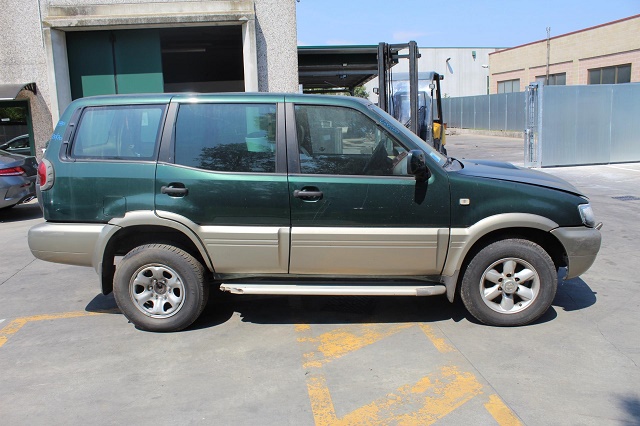 NISSAN TERRANO 2.7 D 92KW 6M 5P (2002) RICAMBI IN MAGAZZINO