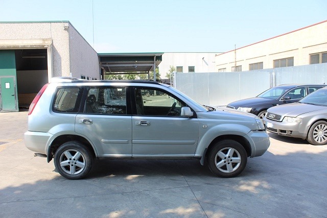 NISSAN X-TRAIL 2.2 D 4X4 100KW 6M 5P (2004) RICAMBI IN MAGAZZINO