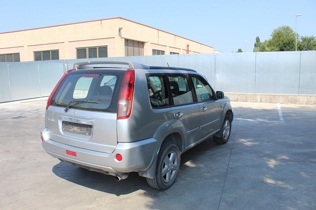 NISSAN X-TRAIL 2.2 D 4X4 100KW 6M 5P (2004) RICAMBI IN MAGAZZINO