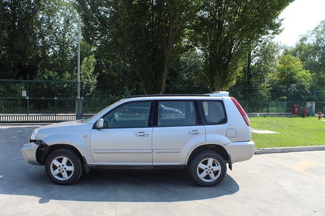 NISSAN X-TRAIL 2.2 D 4X4 100KW 6M 5P (2004) RICAMBI IN MAGAZZINO