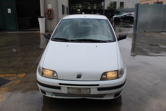 FIAT PUNTO 1.7 D 52KW 5M 3P (1995) RICAMBI IN MAGAZZINO