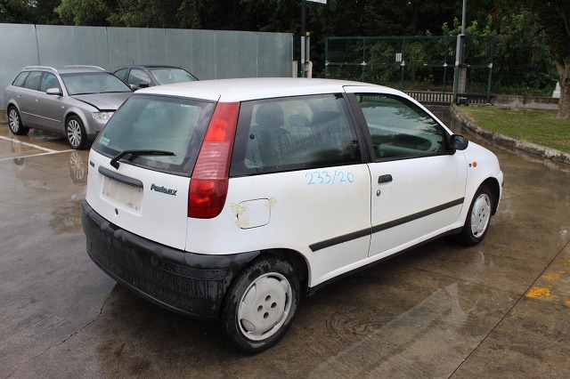 FIAT PUNTO 1.7 D 52KW 5M 3P (1995) RICAMBI IN MAGAZZINO