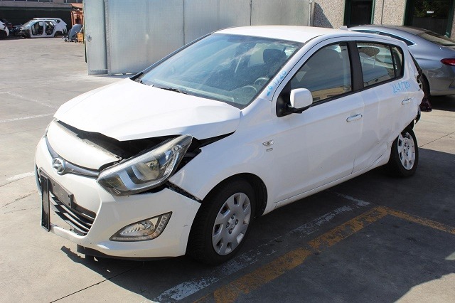 HYUNDAI I20 1.2 G 62KW 5M 5P (2014) RICAMBI IN MAGAZZINO