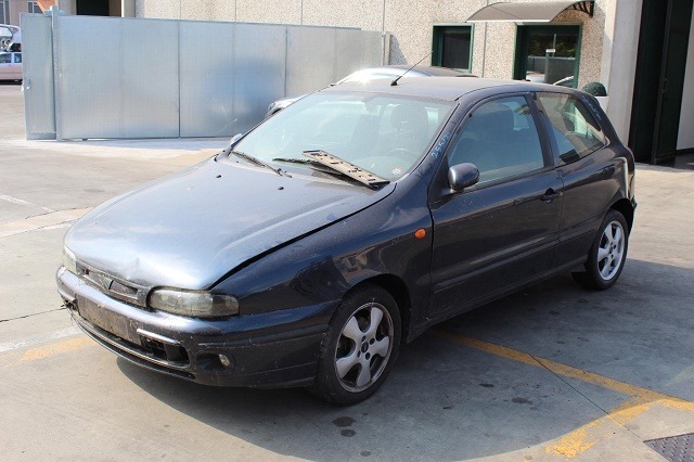 FIAT BRAVO 1.9 D 74KW 5M 3P (2001) RICAMBI IN MAGAZZINO