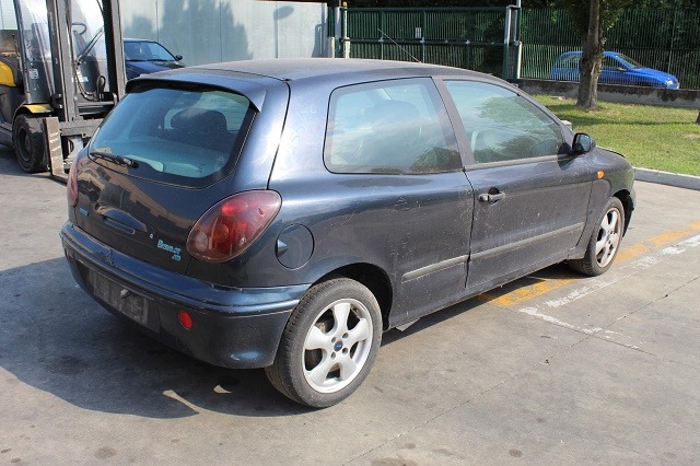 FIAT BRAVO 1.9 D 74KW 5M 3P (2001) RICAMBI IN MAGAZZINO