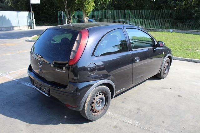 OPEL CORSA C 1.4 B 66KW 5M 3P (2004) RICAMBI IN MAGAZZINO