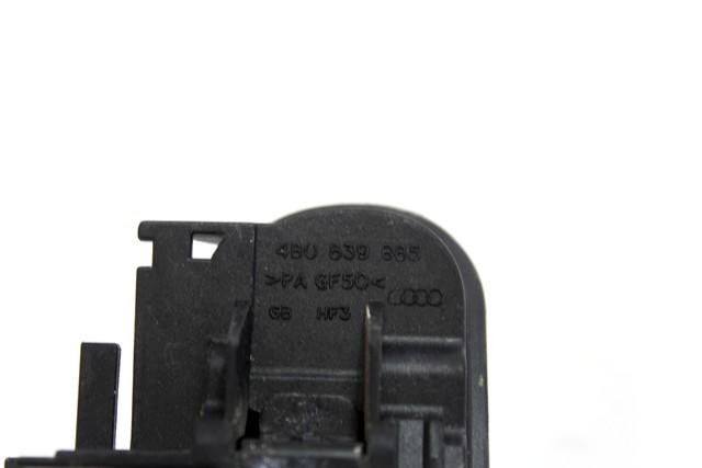 ZUNANJA KLJUKA ZADNJA DESNA VRATA OEM N. 8E0839207 ORIGINAL REZERVNI DEL AUDI A4 B6 8E2 8E5 BER/SW (2001 - 2005) DIESEL LETNIK 2002