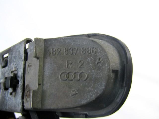 ZUNANJA KLJUKA ZADNJA DESNA VRATA OEM N. 4B1837886 ORIGINAL REZERVNI DEL AUDI A4 B5 BER/SW (1994 - 12/2000) DIESEL LETNIK 2000