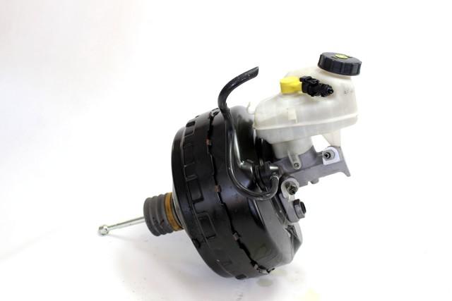 SERVO OJACEVALNIK ZAVOR S PUMPO OEM N. 13228183 ORIGINAL REZERVNI DEL OPEL INSIGNIA A G09 (2008 - 2017)DIESEL LETNIK 2011